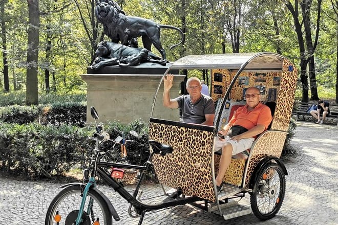 Rickshaw Sightseeing Tours Berlin - Highlights Berlin - Rickshaw city tour photo 3