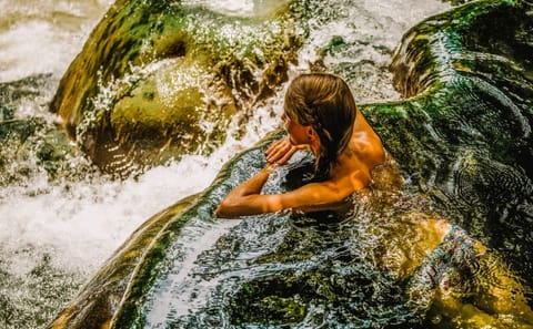 Krabi: Emerald Pool, Blue Pool and Tiger Cave Temple Tour