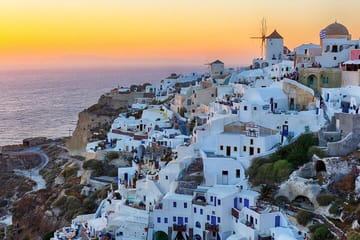 Two-Day Santorini Tour from Athens with Ferry and Hotel
