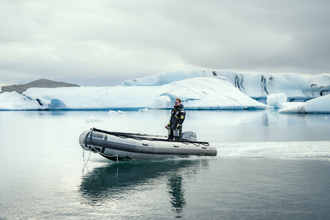 Jökulsárlón Zodiac Boat & Glacier Hike photo 2