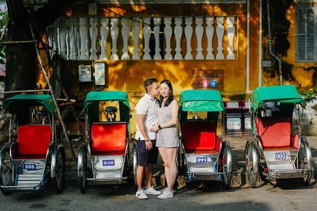 Take wedding proposal photos in Hoi An