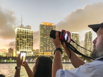 Evening Boat Tour of Biscayne Bay and Millionaire Homes