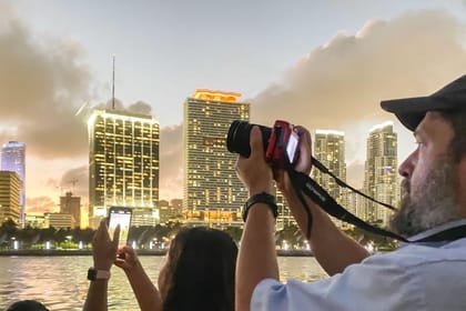 Miami Evening Cruise of Biscayne Bay & Millionaires’ Homes