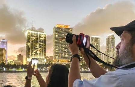 Evening Boat Tour of Biscayne Bay and Millionaire Homes
