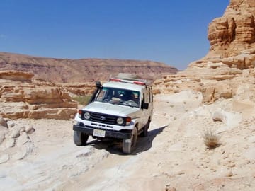 Private Jeep Safari in White Canyon and Ain Hudra, Sharm El Sheikh