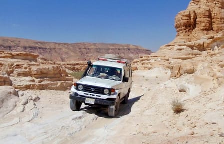 Private Jeep Safari in White Canyon and Ain Hudra, Sharm El Sheikh