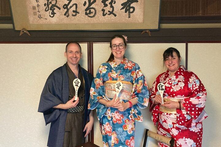 Kimono and Calligraphy Experience in Miyajima