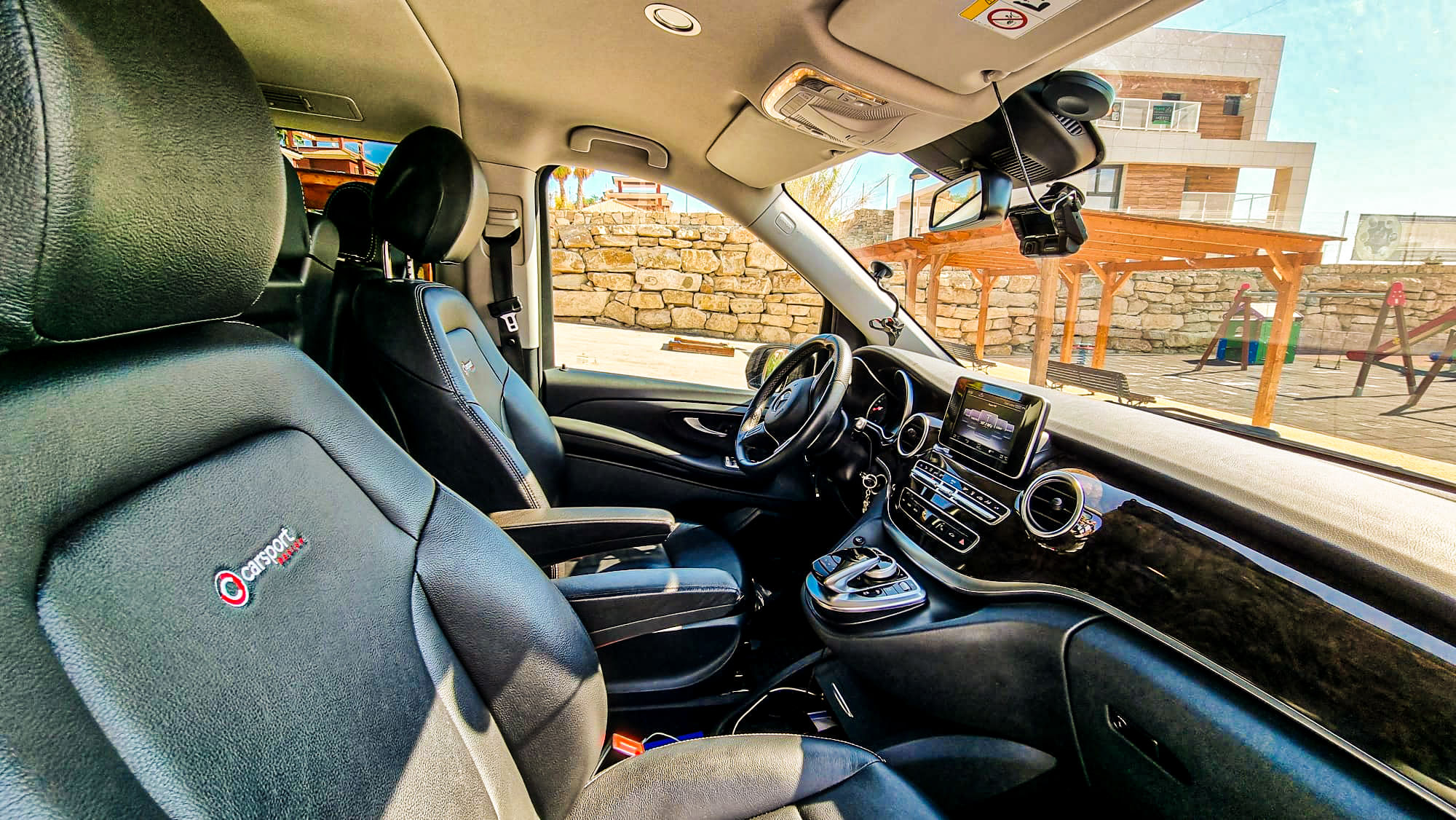 Business class CAR at Disposal in Helsinki