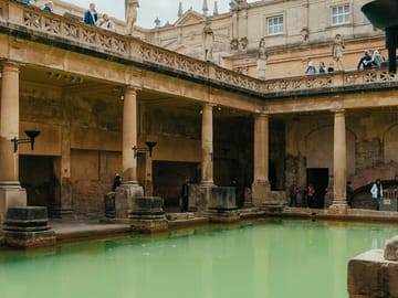 Private 2-Hour Walking Tour of Historic Bath