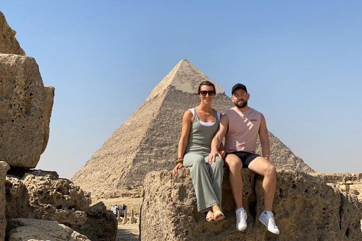 Full Day Private Giza Pyramids City Tour and Dinner Nile Cruise
