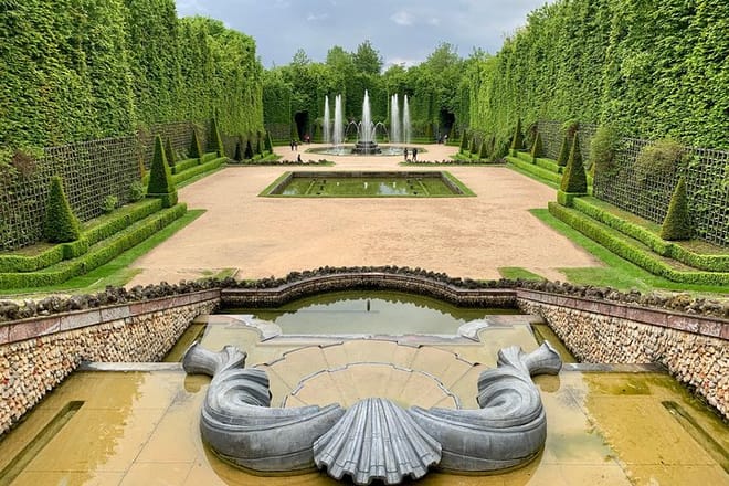 Versailles Palace & Marie-Antoinette's Estate Full Day Private Tour from Paris photo 5