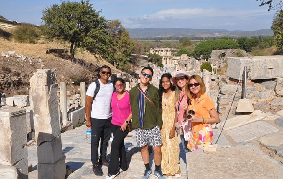 FOR CRUISERS: PRIVATE EPHESUS TOUR INCLUDES ENTRY FEES & Lunch