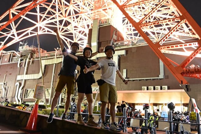 2-Hour Tokyo Night Bike Tour: Shibuya, City Lights & Tokyo Tower 7