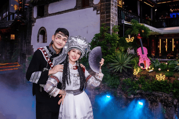 Naxi Costume Photoshoot Experience in Lijiang Old Town