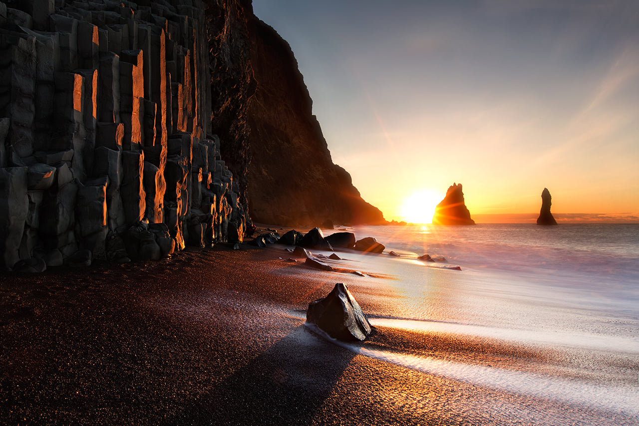Black sand beach south coast day tour