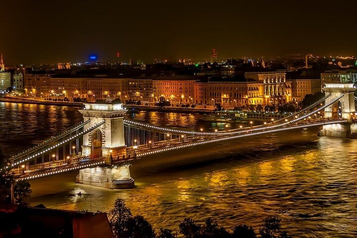 Budapest by Night Tour 5