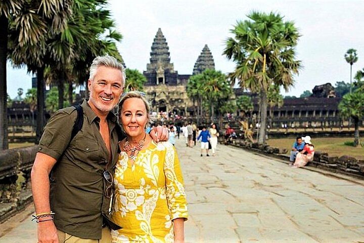 Private Full-Day Angkor Wat Tour: Explore Iconic Temples & History