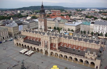 Private Walking Tour of Kraków's UNESCO Old Town and Landmarks