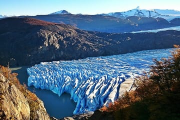 8-Days Unique Experience in Easter Island & Chilean Patagonia