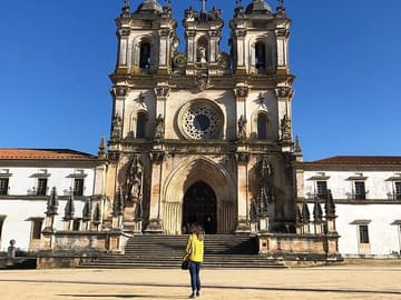 Private Day Tour of Alcobaça, Batalha, and Tomar from Porto