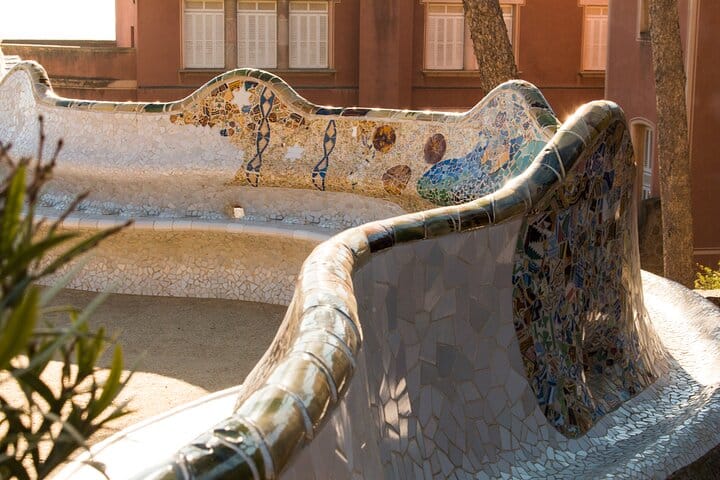 Small Group Park Güell Guided Tour with Skip the Line Ticket 9