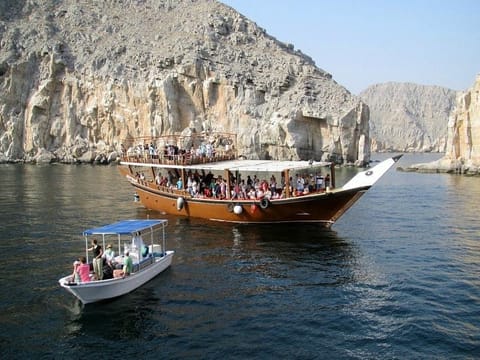 8 nights 9 days Dubai & Oman holiday package in 4 star hotel