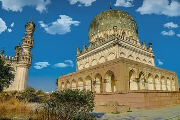 Cultural Tour of Forts, Palaces, and Temples in Hampi
