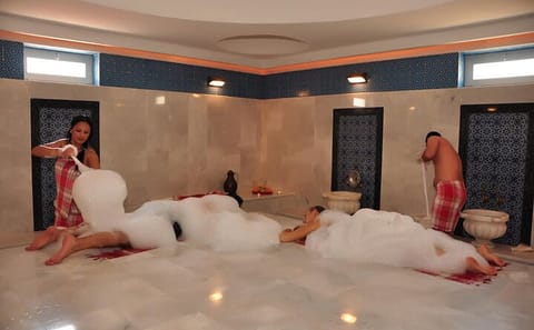 Alanya Turkish Bath Experience with Massage and Jacuzzi