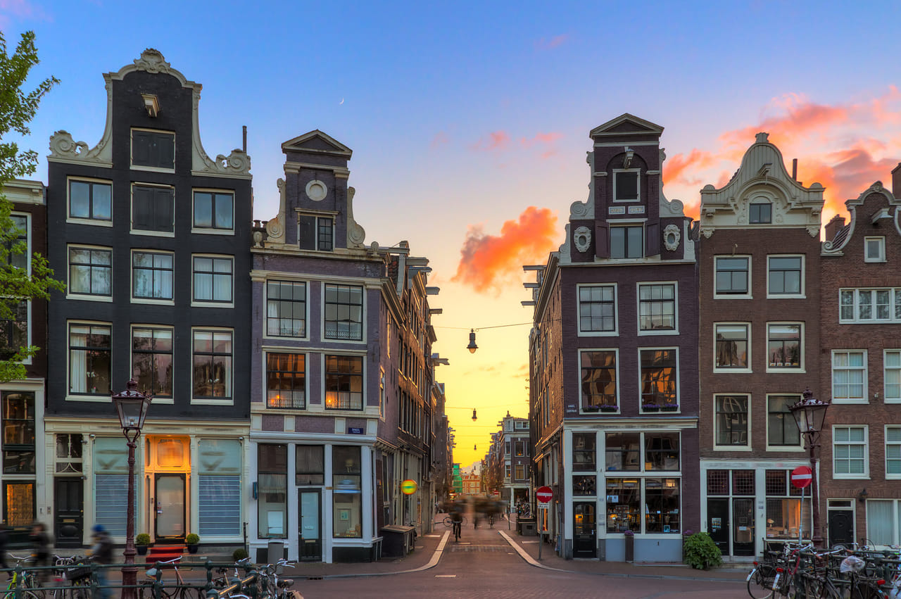 Amsterdam in 1 Day - Walking Tour - Audioguide in 7 languages 9