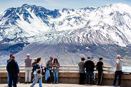 Small-Group Mt. St. Helens National Park Tour from Seattle in SUV