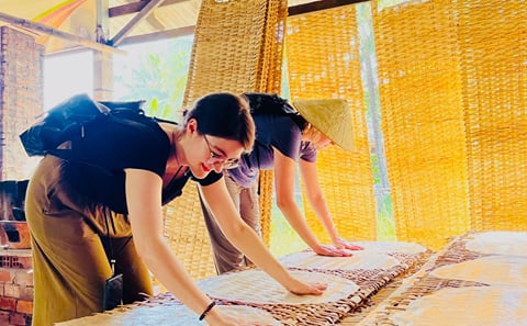 Floating Market and Canal Tour in Cần Thơ, Vietnam