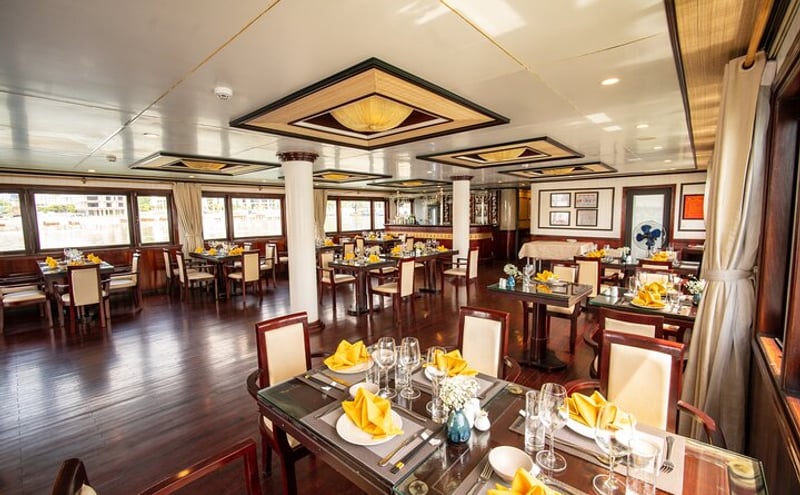 Swan Cruise – Bai Tu Long Bay Off-The-Beaten-Track 2 Days 1 Night