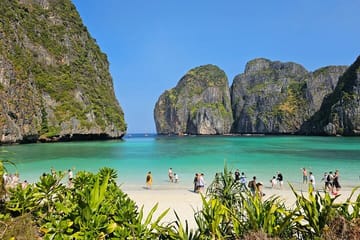Full-Day Snorkeling Tour of Phi Phi Islands from Ko Lanta