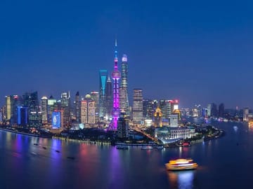 Shanghai Private Tour with Historic and Modern Landmarks