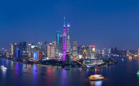 Private Tour of Historic and Modern Landmarks in Shanghai