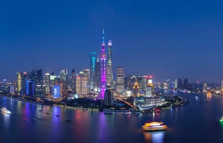 Private Tour of Historic and Modern Landmarks in Shanghai