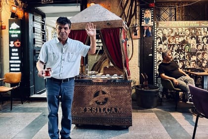 Taksim to Galata Walking Tour: Secret Passages & Local Hangouts