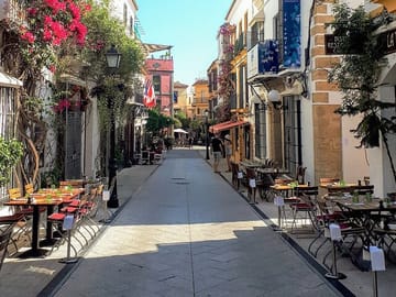 Marbella Essentials – Andalusian Charm, Culture & Coastline