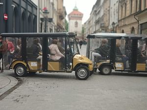 Krakow: Old Town Easy Sightseeing by Electric Golf Cart