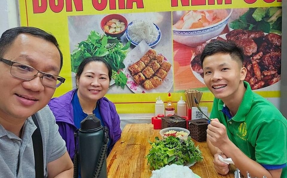 Hanoi Street Food Walking Tour: Group or Private Options