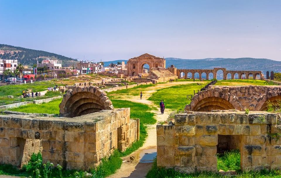 Private North Tour to Jerash, Ajloun, and Umm Qais from Amman