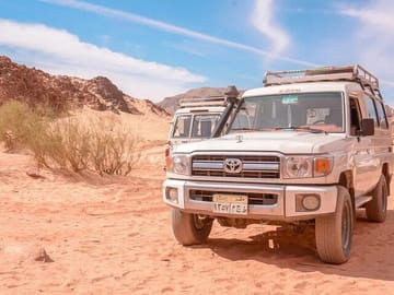 Jeep Safari Adventure and Dinner in Marsa Alam