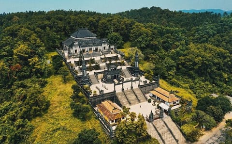 Hue Imperial City Full Day Small Group Tour from Da Nang