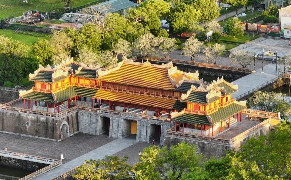 Cultural Tour of Hue Imperial City and Hoi An Highlights