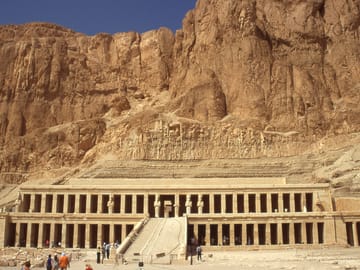 Luxor: Sound and Light Show at Karnak Temple with Transfers