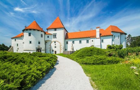Private Tour of Varaždin and Trakošćan Castle from Zagreb
