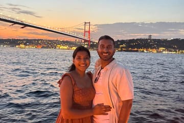 Istanbul Sunset Cruise With Luxury Yacht On Bosphorus