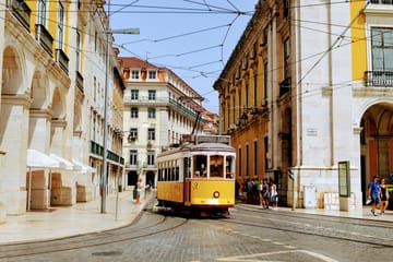 Lisbon City Break: 4-Day Tour with Hop On Hop Off Pass