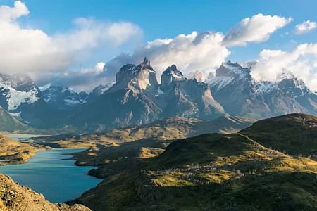 Discover Chilean Patagonia: Torres del Paine, Glaciers & Penguins Tour