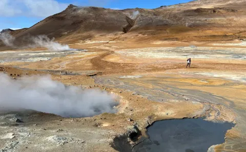 Private Day Tour of Goðafoss and Mývatn from Akureyri